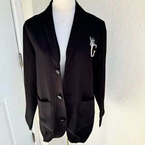 Ladies Black Lightweight Jacket. Size L. Initial “G” on pocket w/ Bee.